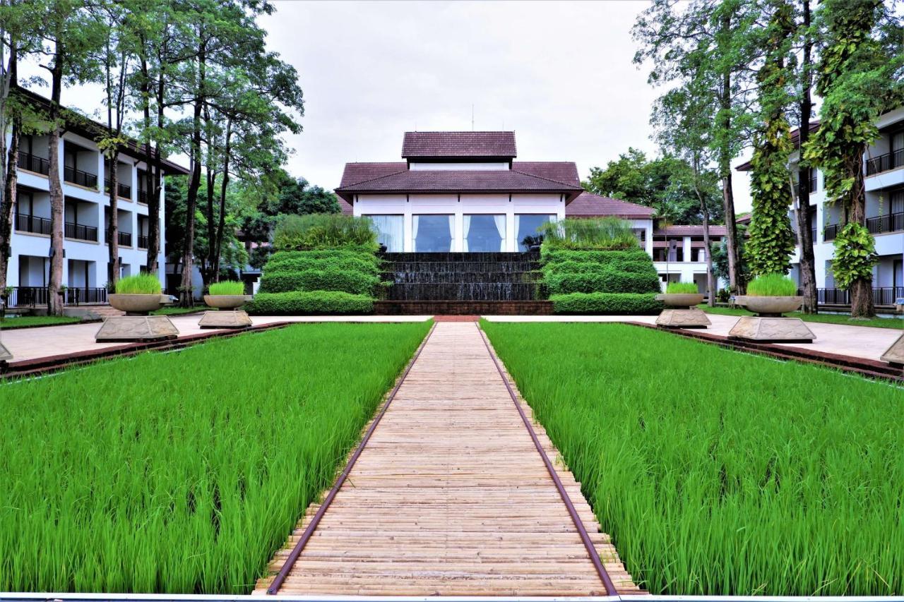 Tawa Ravadee Resort Prachinburi, A Member Of Worldhotels Distinctive Si Maha Phot Extérieur photo