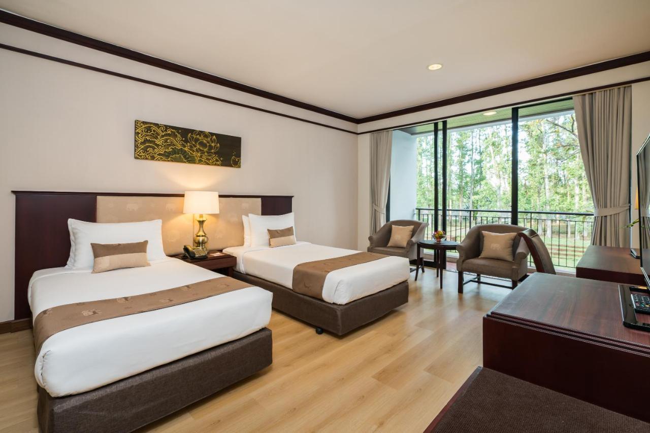 Tawa Ravadee Resort Prachinburi, A Member Of Worldhotels Distinctive Si Maha Phot Extérieur photo