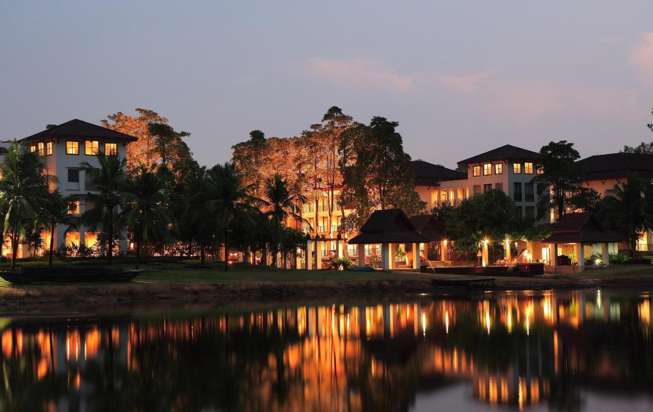Tawa Ravadee Resort Prachinburi, A Member Of Worldhotels Distinctive Si Maha Phot Extérieur photo