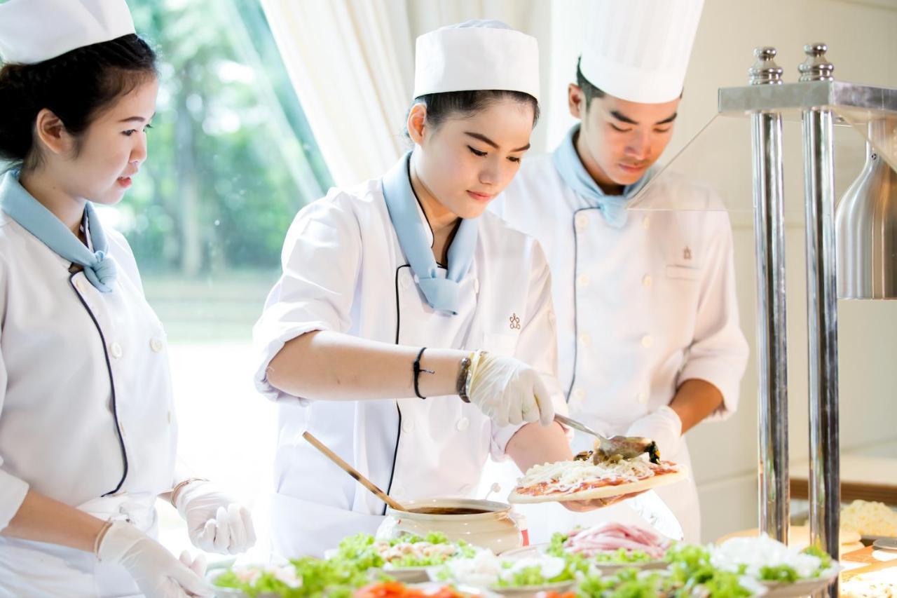Tawa Ravadee Resort Prachinburi, A Member Of Worldhotels Distinctive Si Maha Phot Extérieur photo